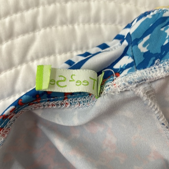 Tee 2 Sea Resort Shorts Golf Swim Biking Fitness
Red blue tropical colorful M - Picture 5 of 11